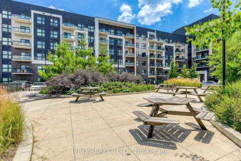 Photo 2 at 205 - 128 GROVEWOOD Common, GO Glenorchy, Oakville
