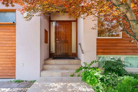 Photo 3 at 49 Tottenham Road, Don Mills, Toronto