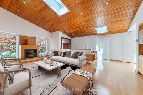 Photo 5 at 49 Tottenham Road, Don Mills, Toronto