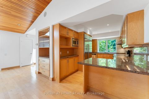 Photo 10 at 49 Tottenham Road, Don Mills, Toronto