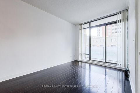 Photo 18 at 315 - 18 Yorkville Avenue, Annex, Toronto