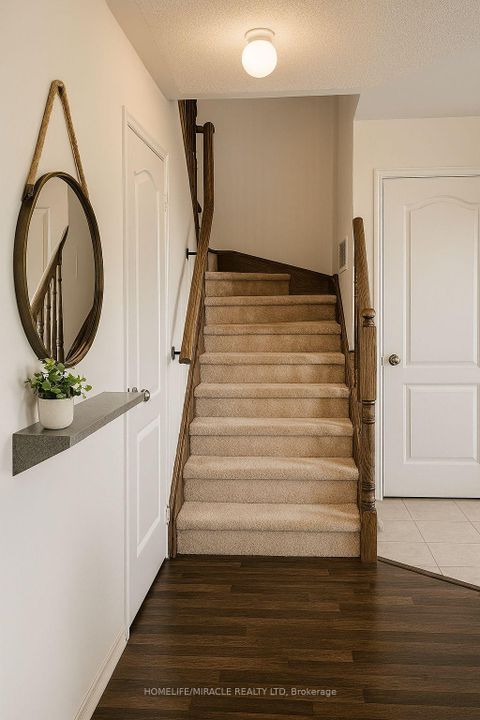 Photo 9 at 18 - 2508 POST Road, RO River Oaks, Oakville