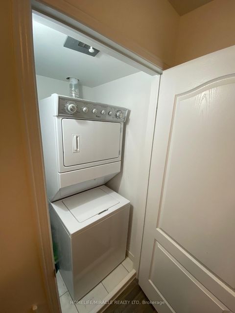 Photo 14 at 18 - 2508 POST Road, RO River Oaks, Oakville