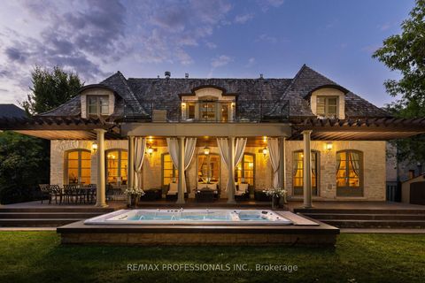 Photo 1 at 56 Ravenscrest Drive, Rosethorn, Toronto