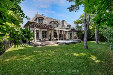 Photo 18 at 56 Ravenscrest Drive, Rosethorn, Toronto