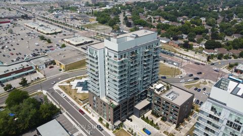 Photo 3 at 1506 - 185 Deerfield Road, Central Newmarket, Newmarket