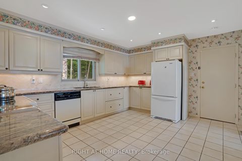 Photo 17 at 1360 LAKESHORE Road W, SW Southwest, Oakville