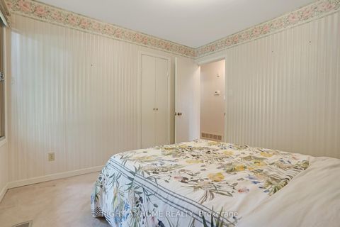 Photo 26 at 1360 LAKESHORE Road W, SW Southwest, Oakville