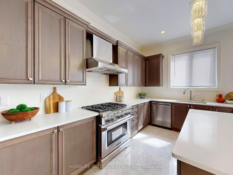 Photo 8 at 21 Planet Street, Observatory, Richmond Hill