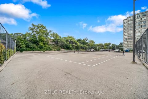 Photo 32 at 819 - 309 Major Mackenzie Drive E, Harding, Richmond Hill