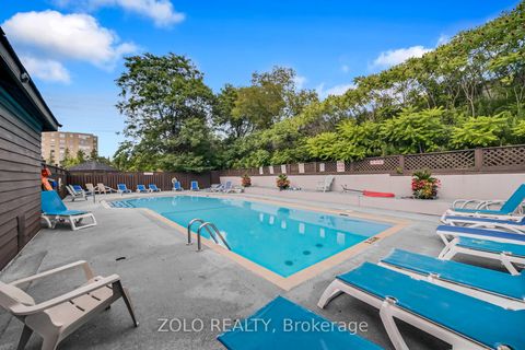 Photo 35 at 819 - 309 Major Mackenzie Drive E, Harding, Richmond Hill