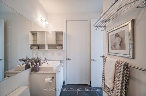 Photo 13 at 1002 - 399 Adelaide Street, Waterfront Communities C1, Toronto
