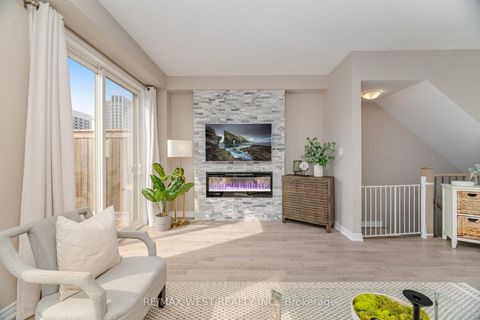 Photo 9 at 386 Belcourt Common, JM Joshua Meadows, Oakville