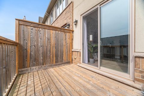 Photo 11 at 386 Belcourt Common, JM Joshua Meadows, Oakville