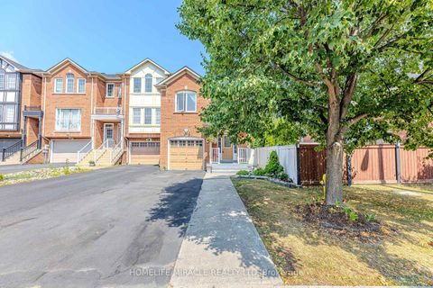 Photo 0 at 14 Jarrett Court, Maple, Vaughan