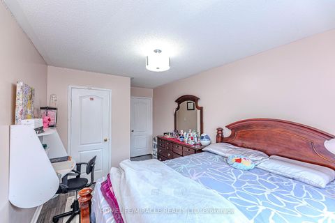Photo 30 at 14 Jarrett Court, Maple, Vaughan