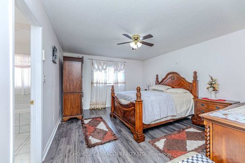 Photo 36 at 14 Jarrett Court, Maple, Vaughan