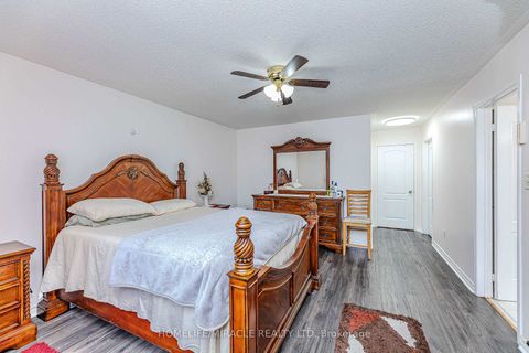 Photo 37 at 14 Jarrett Court, Maple, Vaughan