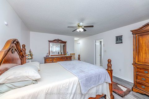 Photo 38 at 14 Jarrett Court, Maple, Vaughan