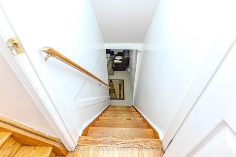 Photo 45 at 14 Jarrett Court, Maple, Vaughan