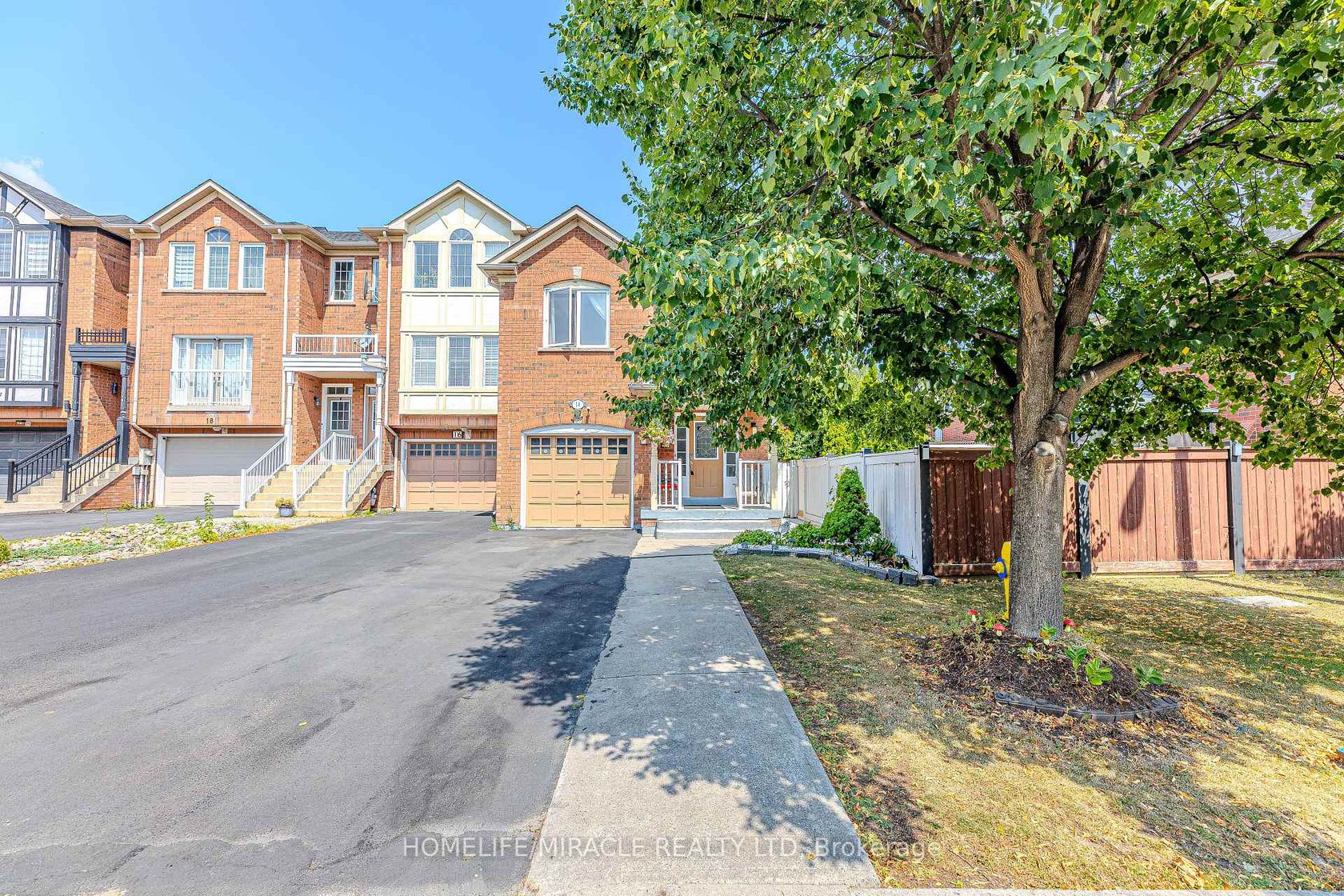 14 Jarrett Court, Maple, Vaughan 