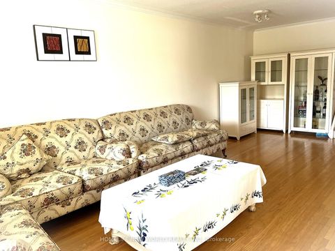 Photo 3 at 28 Greyhound Drive, Steeles, Toronto