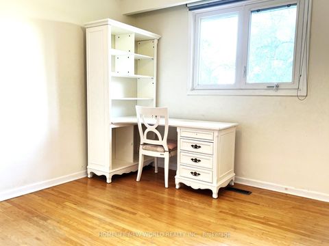 Photo 11 at 28 Greyhound Drive, Steeles, Toronto