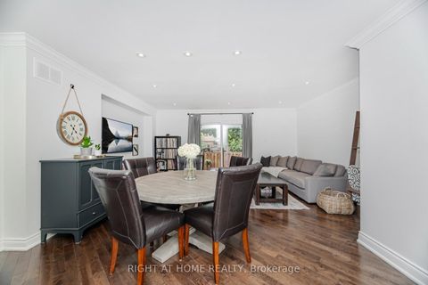 Photo 7 at 20 - 1520 Sixth Line, CP College Park, Oakville