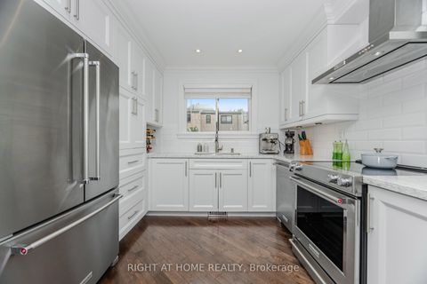 Photo 11 at 20 - 1520 Sixth Line, CP College Park, Oakville