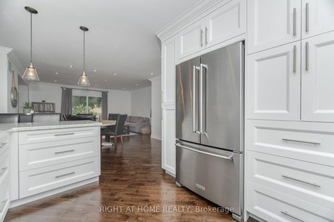 Photo 12 at 20 - 1520 Sixth Line, CP College Park, Oakville