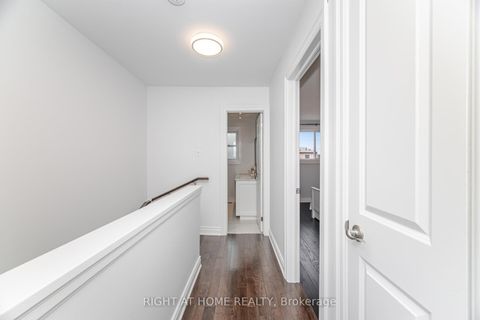 Photo 19 at 20 - 1520 Sixth Line, CP College Park, Oakville