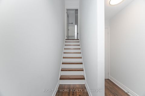 Photo 29 at 20 - 1520 Sixth Line, CP College Park, Oakville