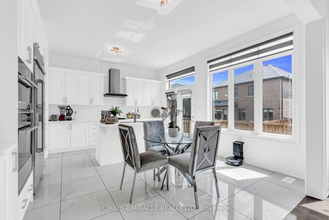 Photo 17 at 9 Galen Crescent, Kleinburg, Vaughan