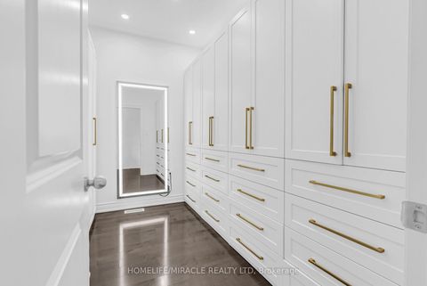 Photo 31 at 9 Galen Crescent, Kleinburg, Vaughan