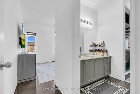 Photo 35 at 9 Galen Crescent, Kleinburg, Vaughan