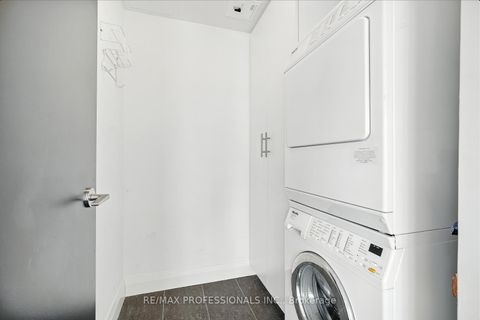 Photo 24 at 1401 - 1430 Yonge Street, St. Clair, Toronto