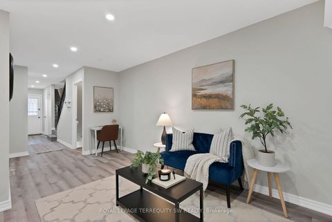 Photo 9 at 158 Woody Vine Way, Bayview Village, Toronto