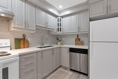 Photo 12 at 158 Woody Vine Way, Bayview Village, Toronto