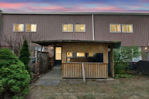 Photo 31 at 158 Woody Vine Way, Bayview Village, Toronto
