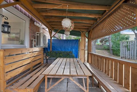 Photo 32 at 158 Woody Vine Way, Bayview Village, Toronto