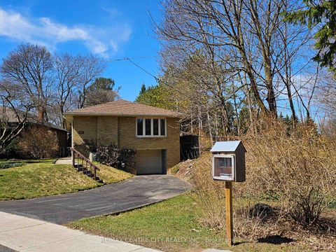 Photo 4 at 274 Burnett Avenue, Westgate, Toronto