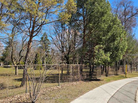 Photo 33 at 274 Burnett Avenue, Westgate, Toronto
