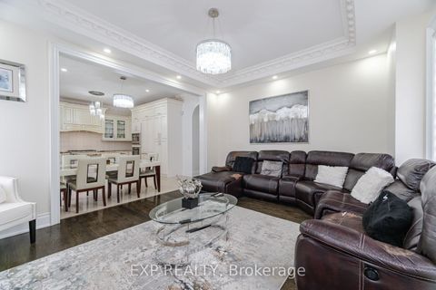 Photo 15 at 190 Torrey Pines Road, Kleinburg, Vaughan