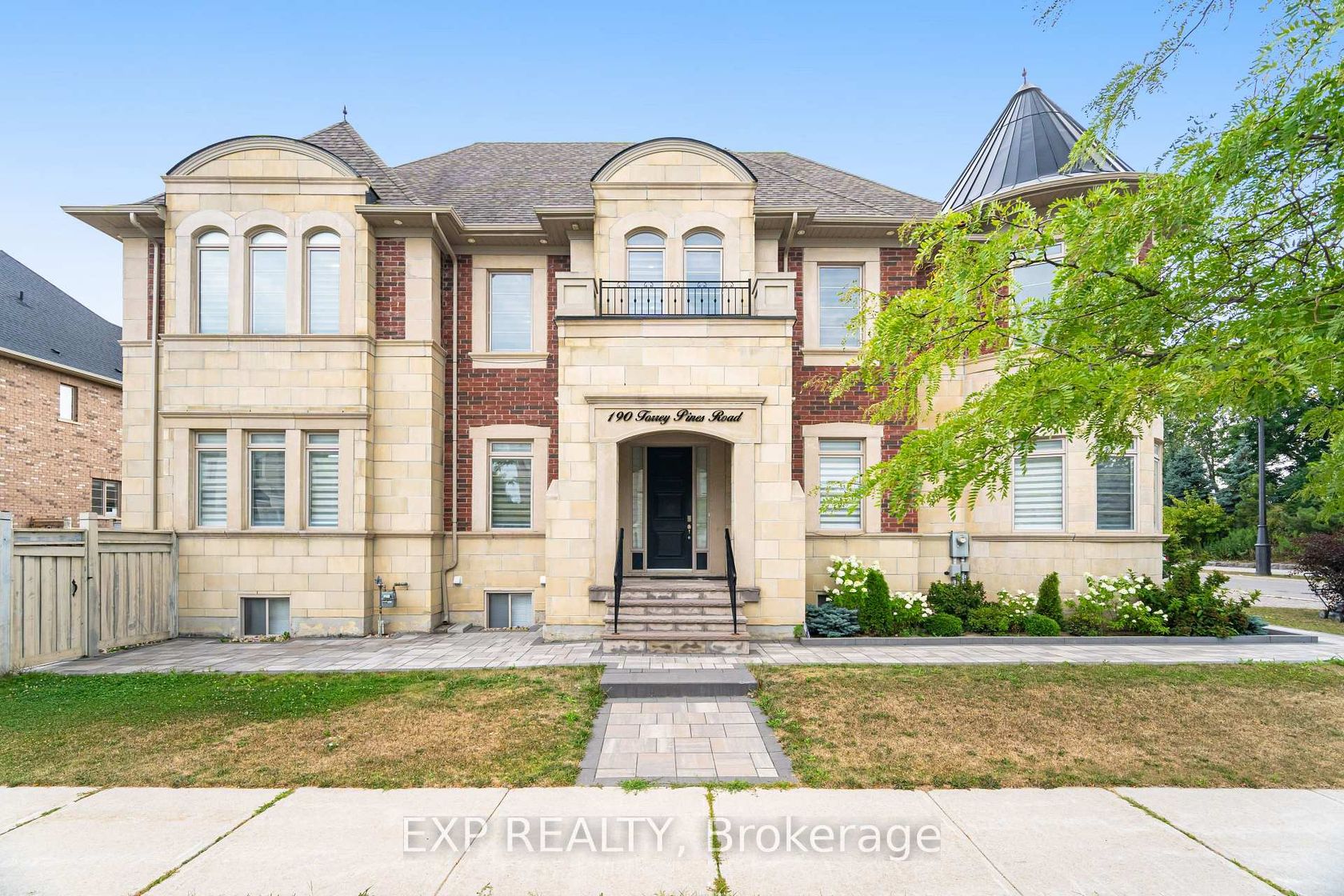 190 Torrey Pines Road, Kleinburg, Vaughan 