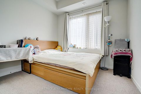Photo 12 at 14 - 11 Honeycrisp Crescent, Vaughan Corporate Centre, Vaughan