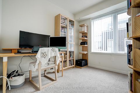 Photo 18 at 14 - 11 Honeycrisp Crescent, Vaughan Corporate Centre, Vaughan