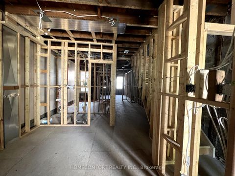 Photo 2 at 652 Crawford Street, Little Italy, Toronto