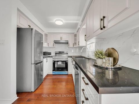 Photo 12 at 332 Riverstone Drive, WC Wedgewood Creek, Oakville