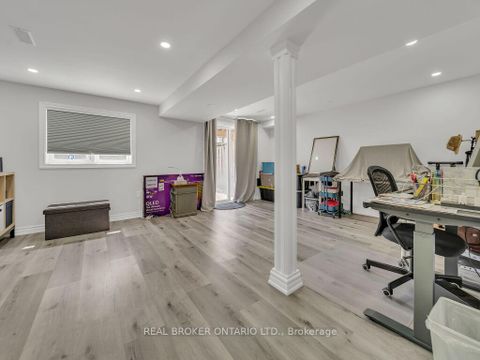Photo 31 at 332 Riverstone Drive, WC Wedgewood Creek, Oakville