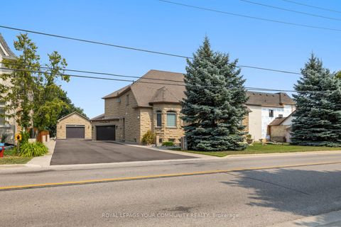 Photo 1 at 294 Sunset Beach Road, Oak Ridges Lake Wilcox, Richmond Hill